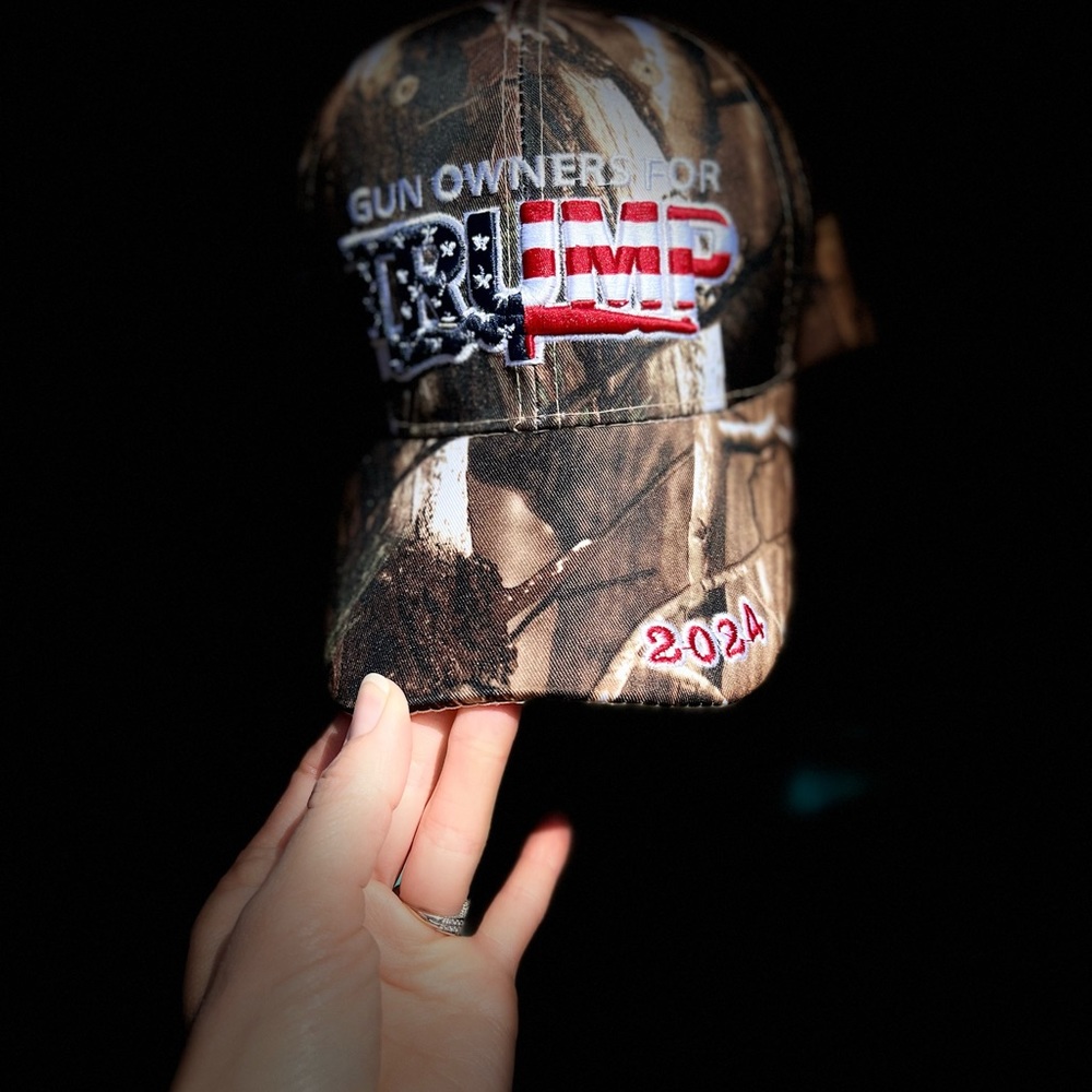 Camo Gun Owners for Trump 2024 hat - Picture 4 of 5